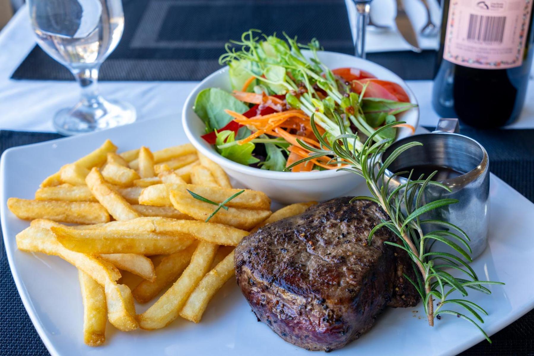 Hospitality Kalgoorlie, Surestay Collection By Western Motel Kalgoorlie