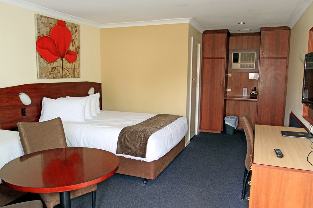 Hospitality Kalgoorlie, Surestay Collection By Western Motel 3*